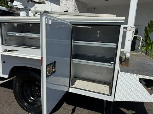 Used 2014 Ford F450 XL w/ Power Equipment Group image 13