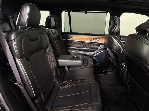 Used 2021 Jeep Grand Cherokee L Summit AWD/4WD image 20
