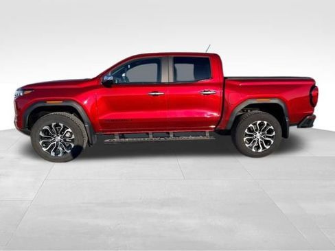 Certified 2024 GMC Canyon Denali image 2
