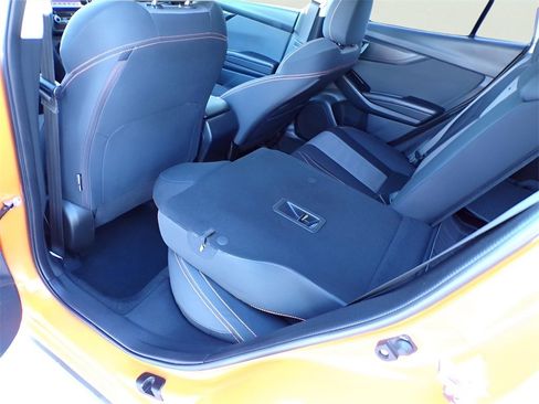 Used 2019 Subaru Crosstrek 2.0i Premium image 17