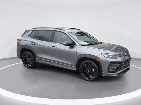 New 2026 Volkswagen Tiguan SE R-Line FWD image 6