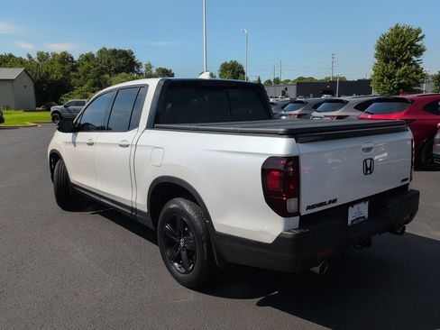 Used 2023 Honda Ridgeline Black Edition image 3