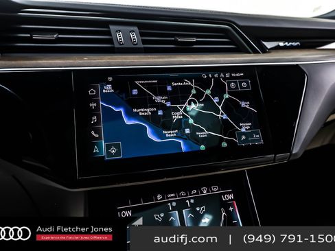 Used 2023 Audi e-tron Prestige w/ Prestige Package image 20