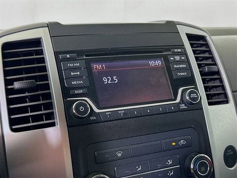 Used 2018 Nissan Frontier SV image 25