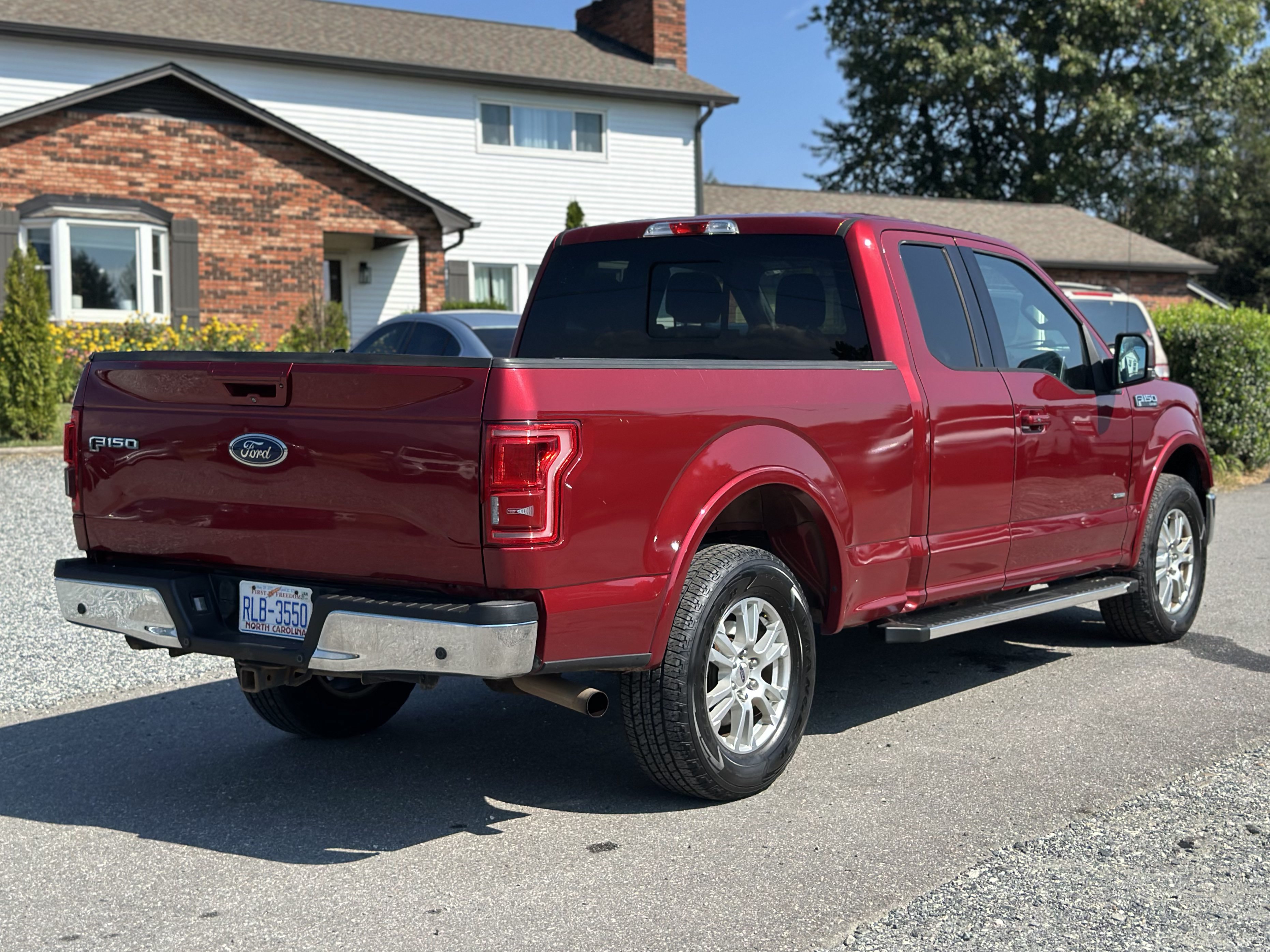 Used 2015 Ford F150 Lariat w/ Equipment Group 501A Mid AWD/4WD image 3