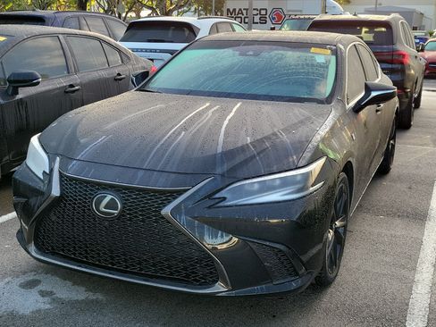 Used 2024 Lexus ES 350 F Sport w/ Accessory Package (Z2) FWD image 3