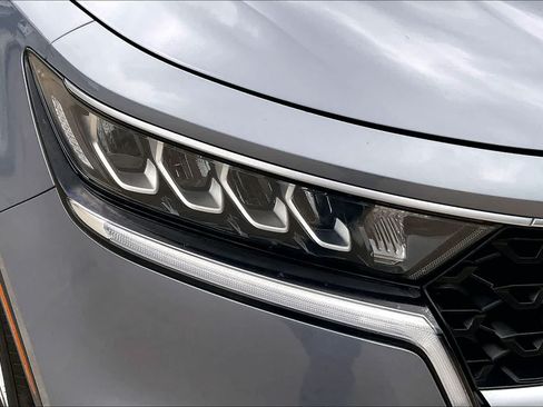 Used 2021 Kia Sorento LX FWD image 27