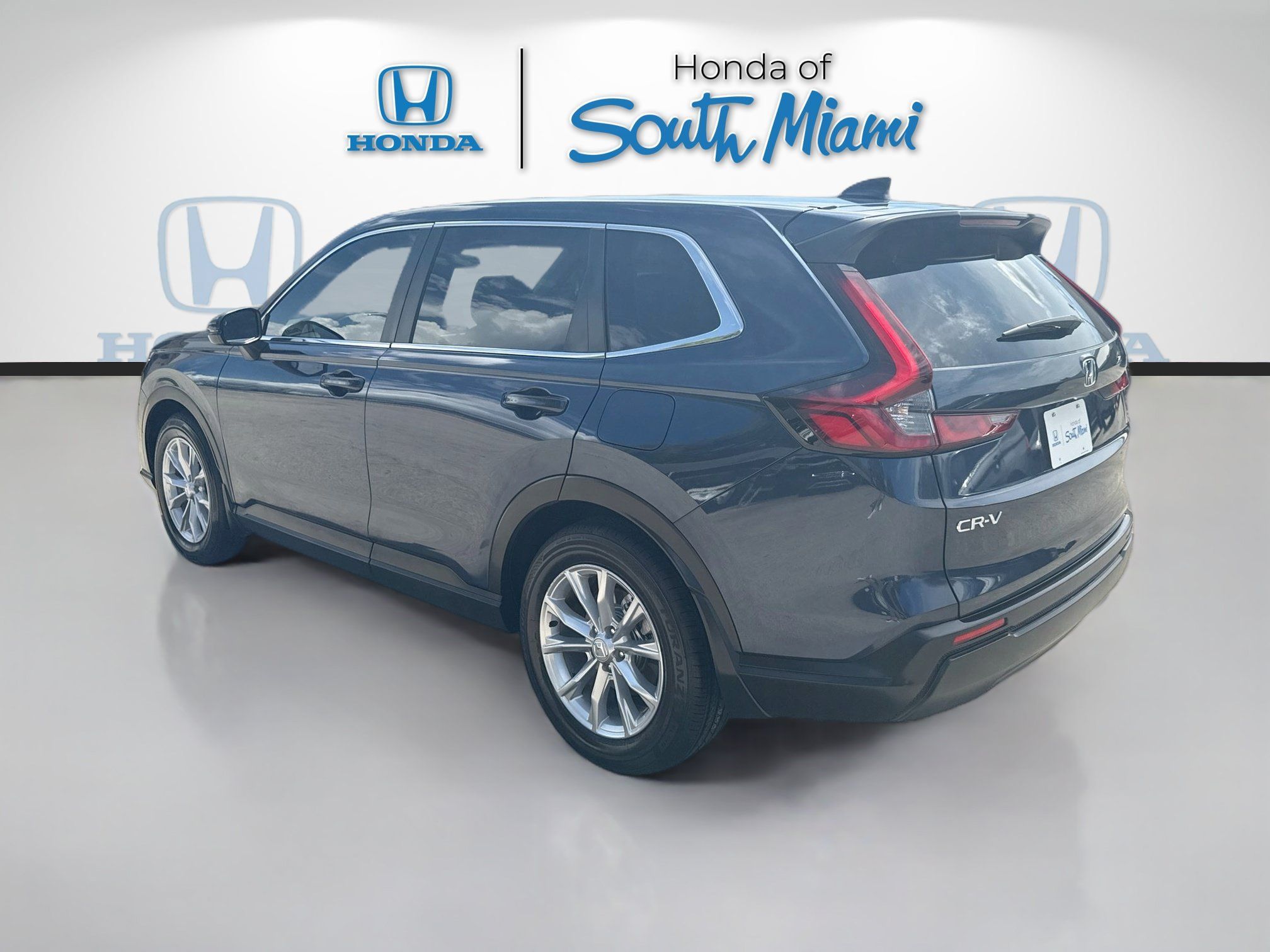 Certified 2025 Honda CR-V EX image 5