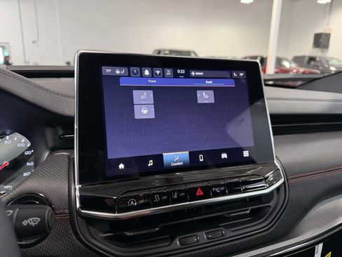 New 2026 Jeep Compass Trailhawk image 33