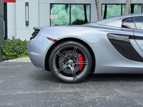 Used 2015 McLaren 650S Spider RWD image 47