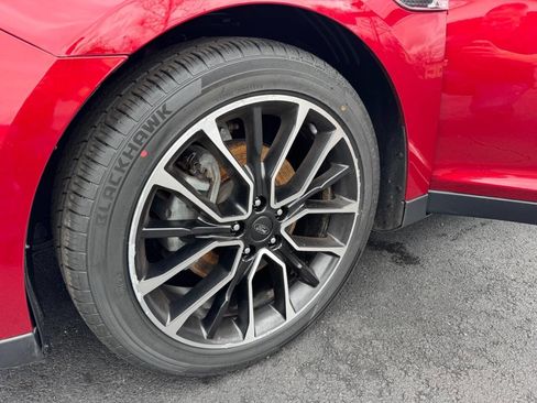 Used 2017 Ford Taurus SEL w/ Equipment Group 201A image 22