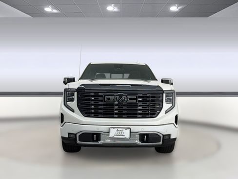 Used 2023 GMC Sierra 1500 Denali Ultimate AWD/4WD image 5