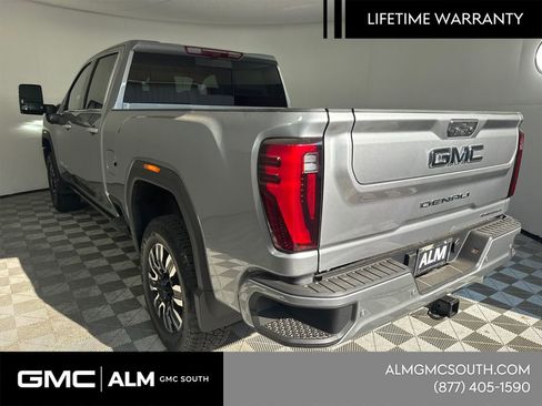 New 2026 GMC Sierra 2500 Denali Ultimate AWD/4WD image 9