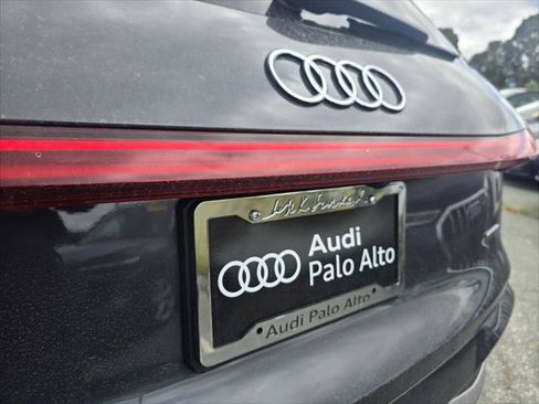 Used 2025 Audi Q5 Premium Plus w/ Premium Plus AWD/4WD image 13