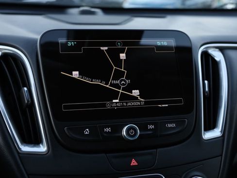 Used 2016 Chevrolet Malibu Hybrid w/ Leather Package image 38