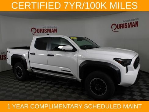 Used 2024 Toyota Tacoma TRD Off-Road w/ TRD Off Road Premium Package AWD/4WD image 11