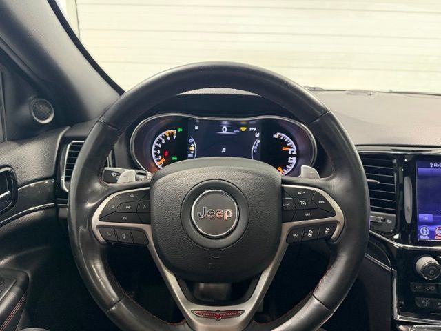 Used 2019 Jeep Grand Cherokee Trailhawk w/ Trailhawk Luxury Group AWD/4WD image 14