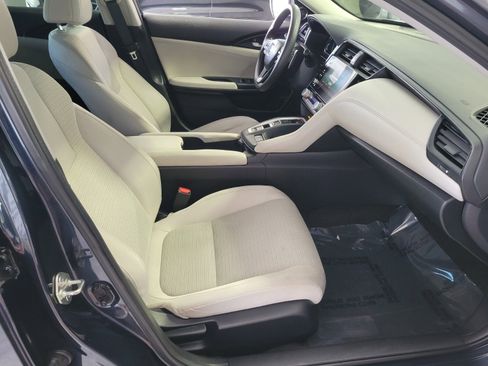 Used 2019 Honda Insight EX image 16