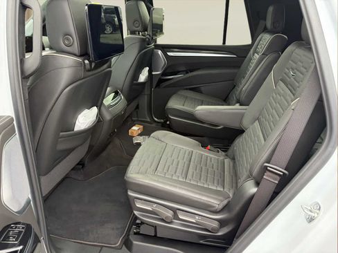 Certified 2026 Cadillac Escalade V AWD/4WD image 24