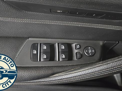 Used 2018 BMW 530i xDrive w/ Premium Package image 27