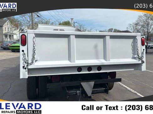 Used 2015 Ford F550 4x4 Regular Cab Super Duty image 6