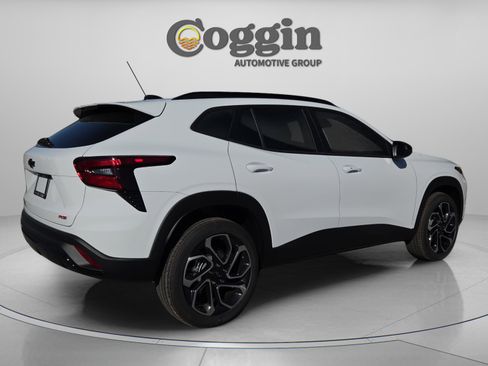 New 2026 Chevrolet Trax RS w/ Driver Confidence Package image 4