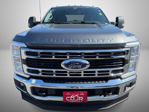 Used 2024 Ford F250 XLT w/ FX4 Off-Road Package AWD/4WD image 7