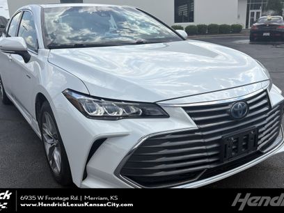 Used 2019 Toyota Avalon XLE