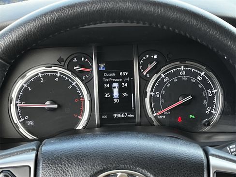 Used 2021 Toyota 4Runner Limited image 13