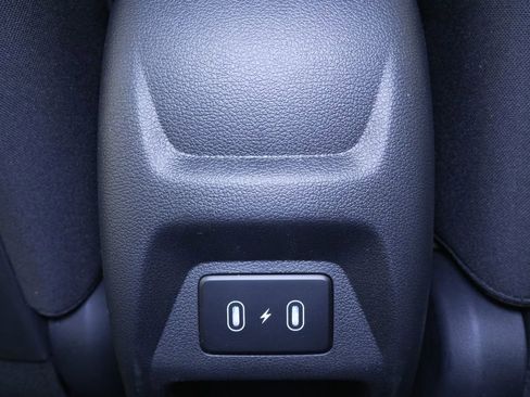 New 2025 Hyundai Venue SEL image 29