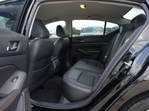 Used 2020 Nissan Altima 2.5 SR FWD image 18