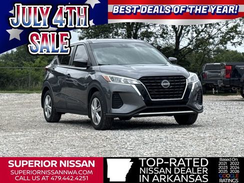Used 2022 Nissan Kicks S w/ Interior Electronics Package FWD image 1