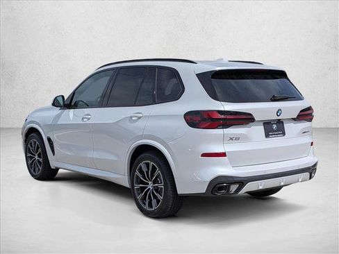 Used 2026 BMW X5 sDrive40i w/ M Sport Package RWD image 8