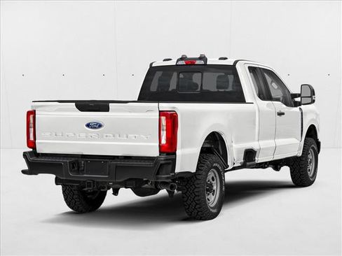 New 2026 Ford F250 XL w/ XL Chrome Package image 2