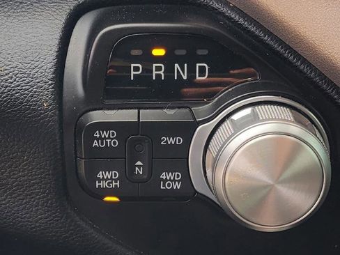 Used 2022 RAM 1500 Laramie AWD/4WD image 5
