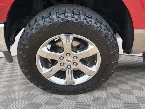 Used 2021 Ford F150 Lariat image 9