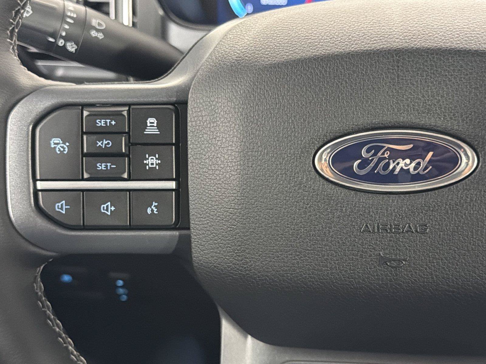 New 2026 Ford F250 Lariat w/ Lariat Premium Package AWD/4WD image 33