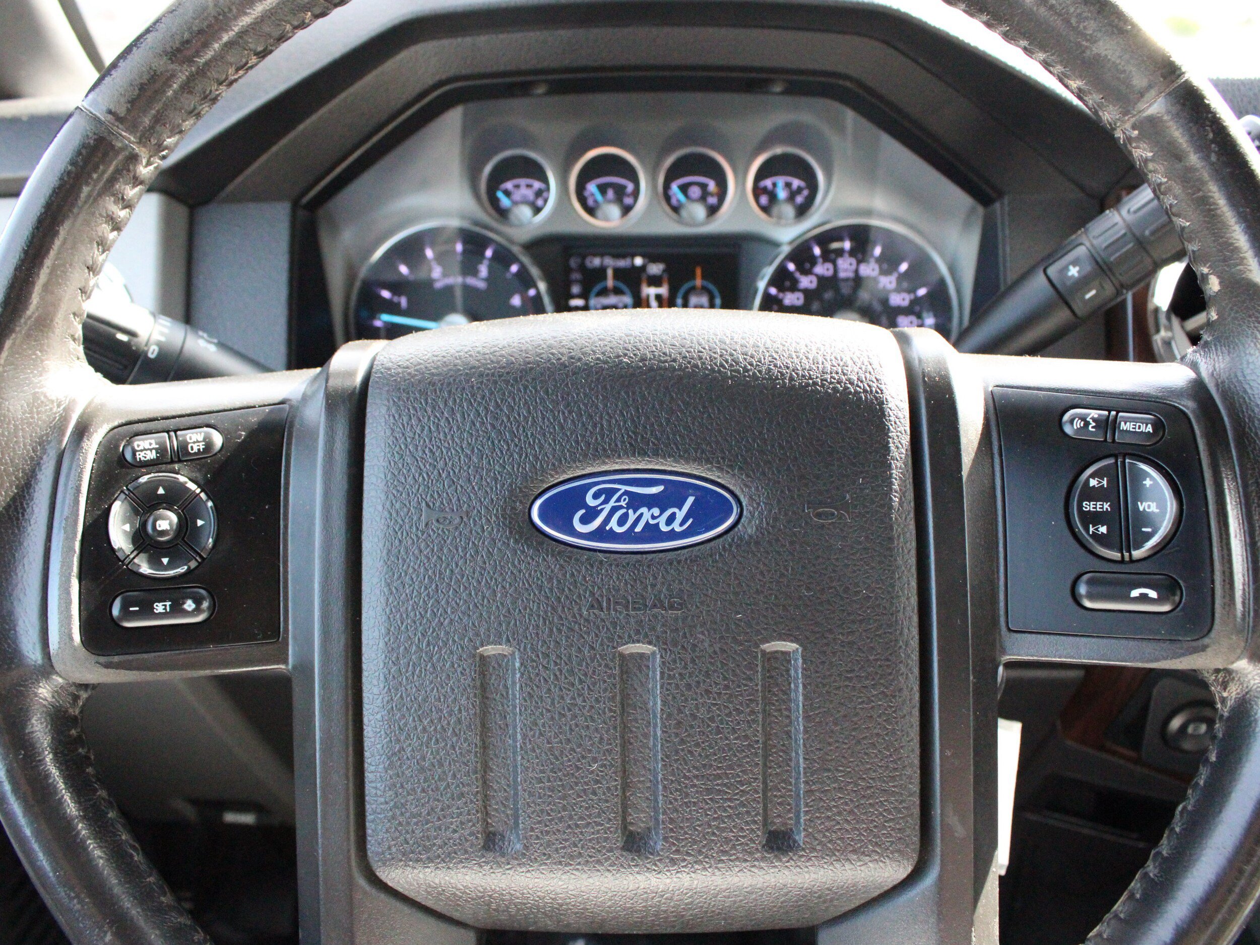 Used 2016 Ford F250 Lariat w/ Lariat Interior Package AWD/4WD image 19