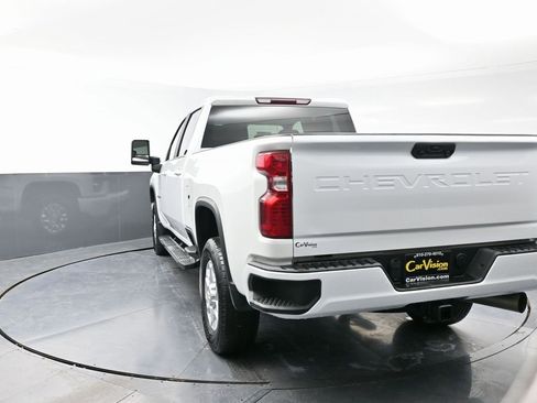 Used 2022 Chevrolet Silverado 2500 LT w/ Convenience Package image 7
