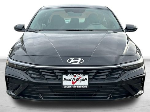 Used 2026 Hyundai Elantra Sport FWD image 12