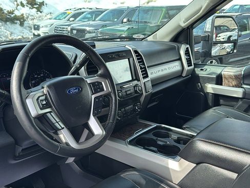 Used 2019 Ford F250 Lariat w/ Lariat Ultimate Package image 14