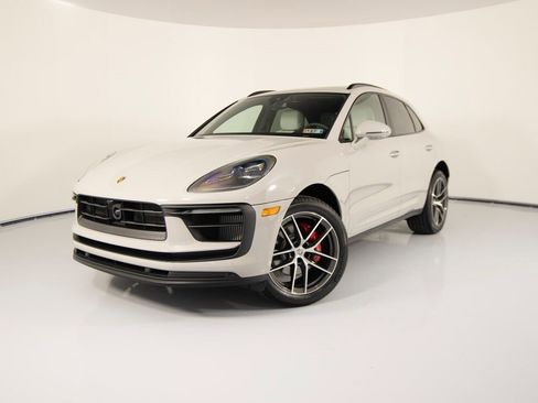 New 2026 Porsche Macan S image 1