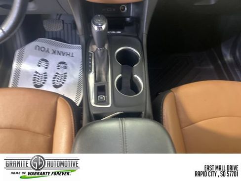 Used 2019 Chevrolet Equinox Premier w/ LPO, Cargo Package FWD image 27