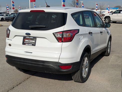 Used 2018 Ford Escape S image 5