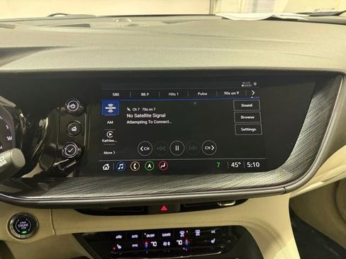 Certified 2022 Buick Envision Essence w/ Technology Package I image 17
