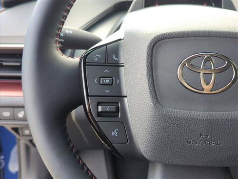 New 2026 Toyota Prius Plug-In Hybrid FWD image 12