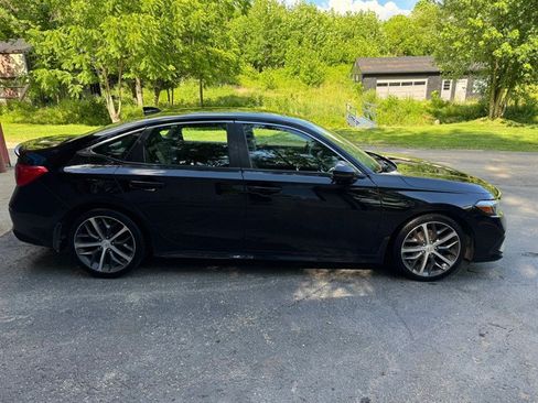 Used 2022 Honda Civic Touring image 8