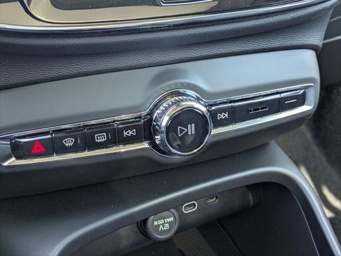 New 2026 Volvo XC40 B5 Plus w/ Protection Package Premier image 10