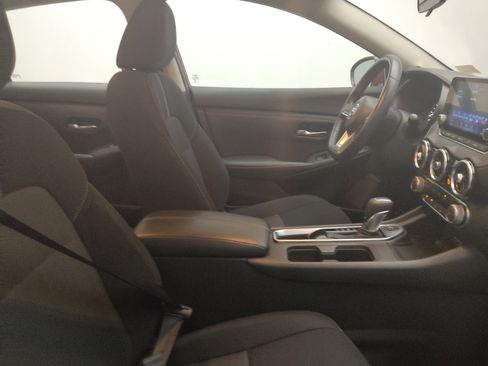 Used 2022 Nissan Sentra SV FWD image 21