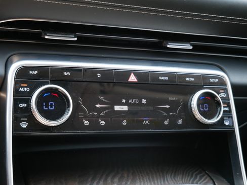 Used 2021 Genesis GV80 3.5T w/ Advanced Package 06 AWD/4WD image 21